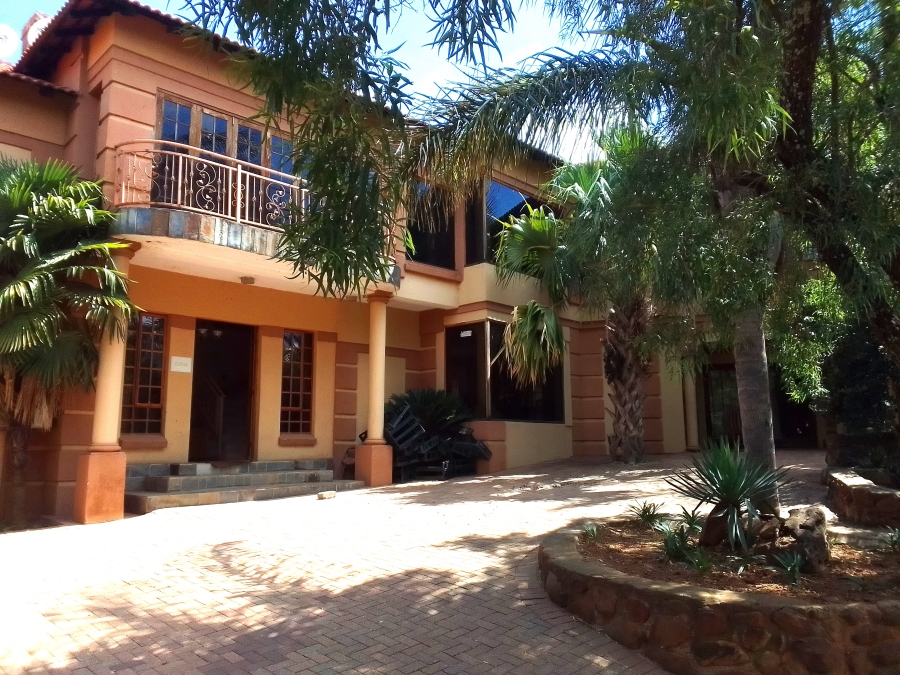 12 Bedroom Property for Sale in Olifantsnek North West
